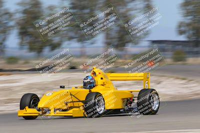 media/May-01-2022-CalClub SCCA (Sun) [[03a481c204]]/Group 6/Qualifying (I5)/